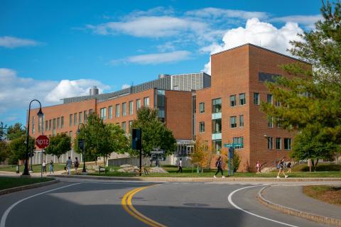 Image of UNH's Kingsbury Hall